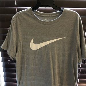 Men’s Nike T-shirt